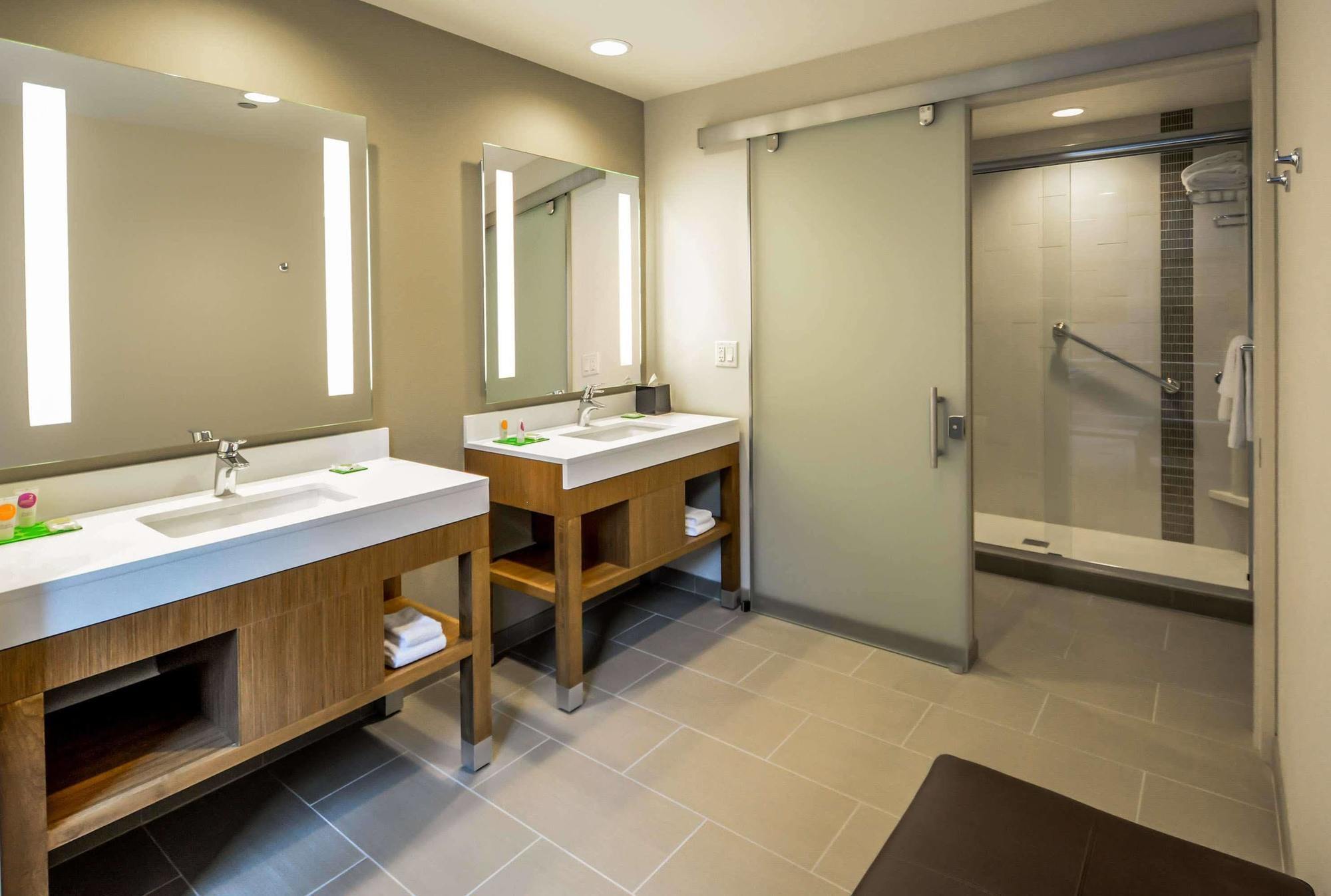 Hyatt Place Chicago/downtown - The Loop Hotel 3*